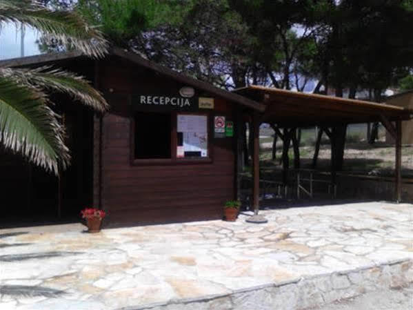 Camp Porat Hotel Povljana Exterior foto