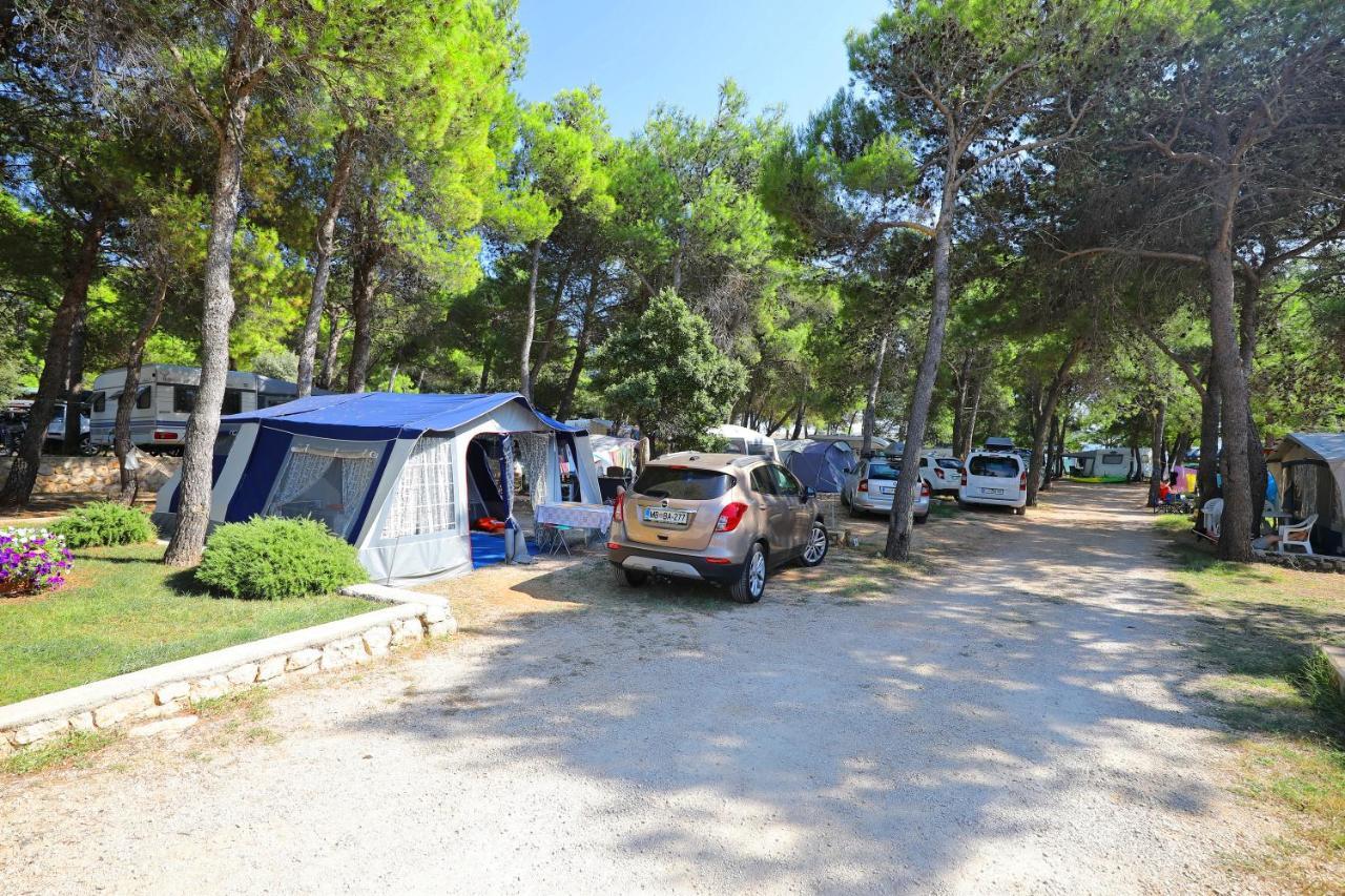 Camp Porat Hotel Povljana Exterior foto